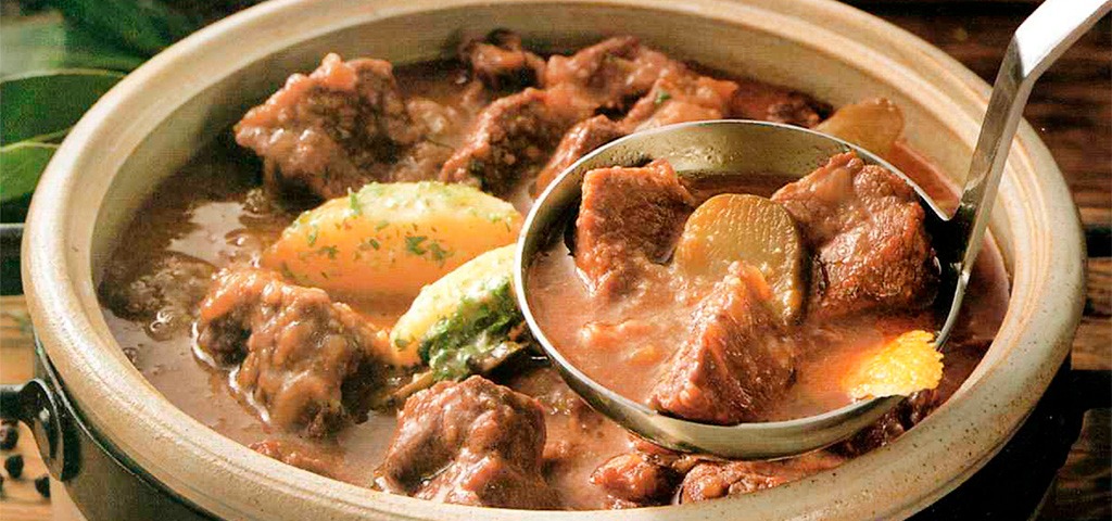 Cazuela de carne a la pimienta